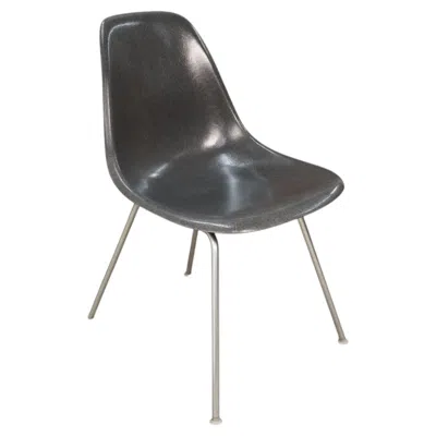 Pre-owned Herman Miller Eames Molded Fiberglass Shell Side Chair In Gray
