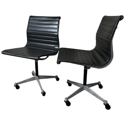 Pre-owned Herman Miller Original 1958 Charles & Ray Eames / Miller Swivel Chair On Casters Model Ea 105 In Black