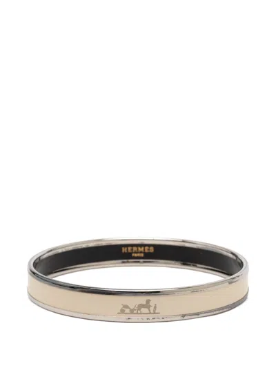Pre-owned Hermes 1980-2000 Narrow Enamel Caleche Bangle 70 Costume Bracelet In White