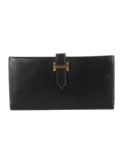 Pre-owned Hermes 1997 Bearn Classic Wallet In Blue