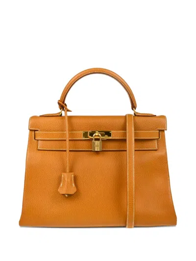 Pre-owned Hermes 1998 Kelly 32 Handbag In Gold