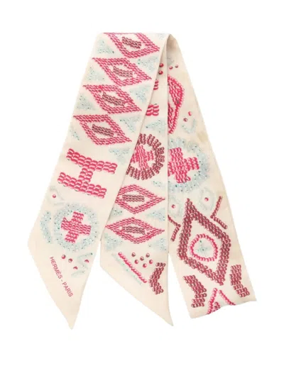Pre-owned Hermes 2000 Kelly En Perles Twilly Scarf In Red