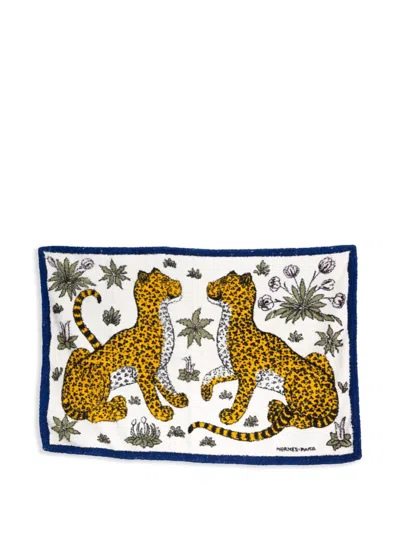 Pre-owned Hermes 2000s Léopards Beach Towel In White