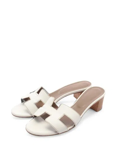 Pre-owned Hermes 2000s Oasis Leather Sandals In White