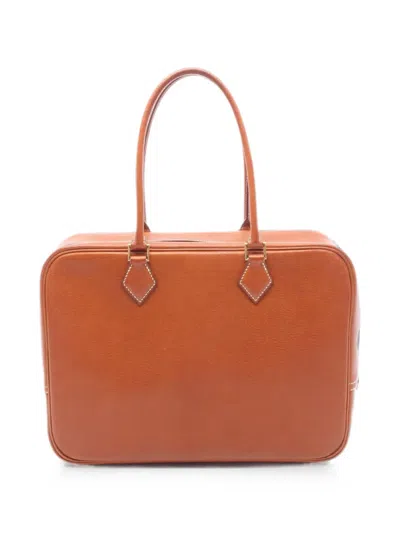 Pre-owned Hermes 2001 32 Plume Handbag In Neutrals