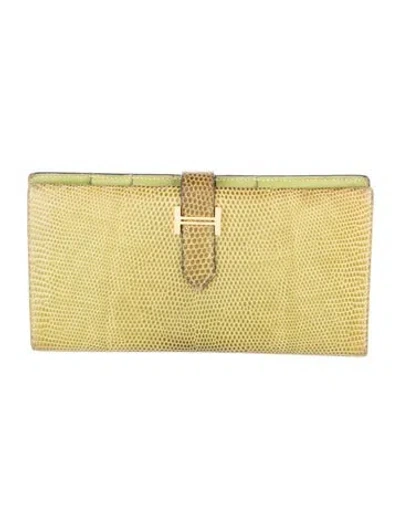 Pre-owned Hermes 2003 Bearn Classic Wallet In Green