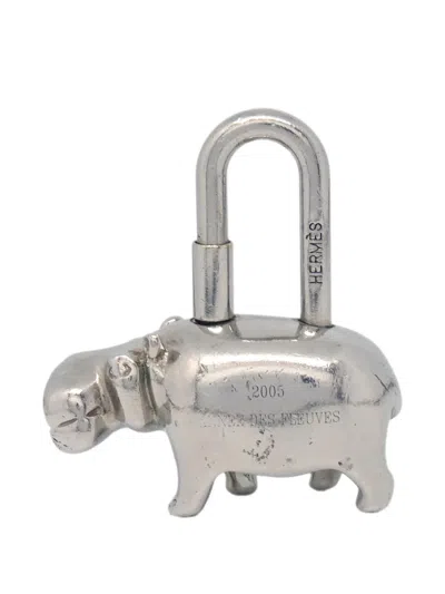 Pre-owned Hermes 2005 Annee Des Fleuves Cadena Lock Bag Charm