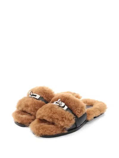 Pre-owned Hermes 2010's Julia Kelly Buckle Shearling Mules In Brown