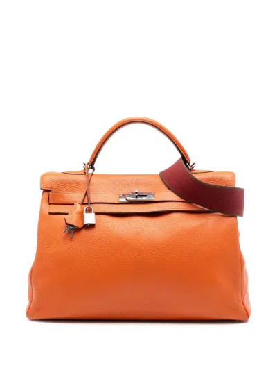 Pre-owned Hermes 2010 Togo Kelly Ii Retourne 40 Satchel In Orange