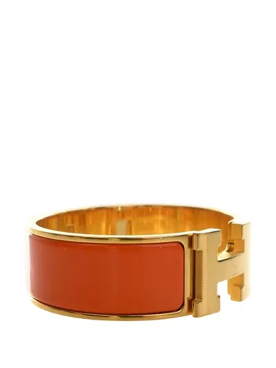 Pre-owned Hermes 2010-2026 Enamel Clic Clac H Bracelet Pm Costume Bracelet In Gold