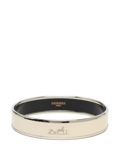 Pre-owned Hermes 2010-2026 Wide Caleche Enamel Bangle 70 Costume Bracelet In White