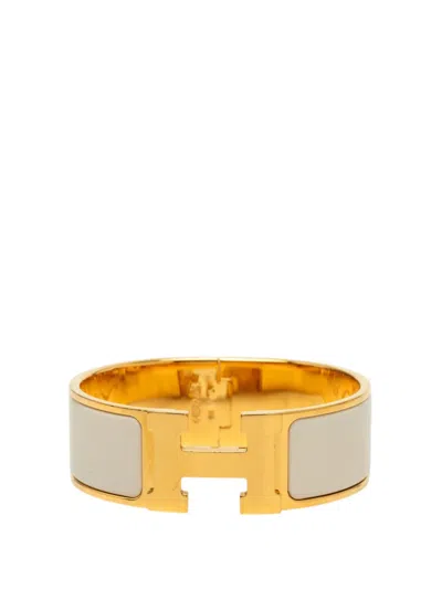 Pre-owned Hermes 2010-2026 Wide Enamel Clic Clac H Bracelet Pm Costume Bracelet In White