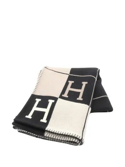 Pre-owned Hermes 2010s Avalon 3 Blanket In Black