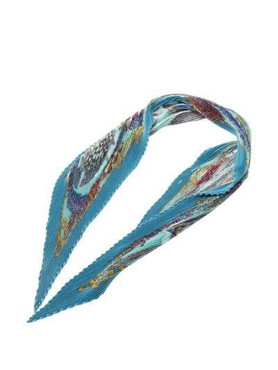 Pre-owned Hermes 2010s Caleprise Grands Fonds Pleated Scarf In Blue