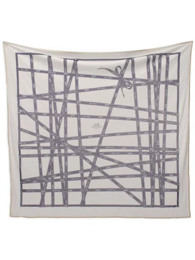 Pre-owned Hermes 2010s Carrés 90 Bolduc Scarf In White