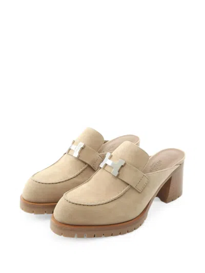 Pre-owned Hermes 2010s Flor Mule Sandals In Neutral