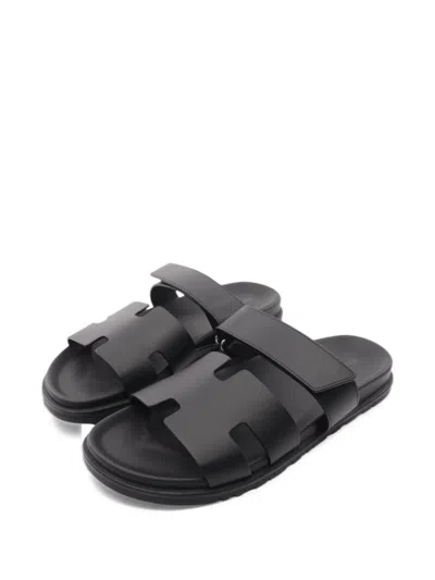 Pre-owned Hermes 2010s Siffle Leather Sandals In Black