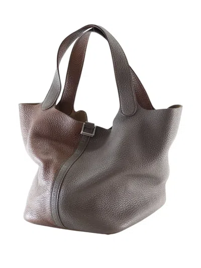 Pre-owned Hermes 2012 Bicolor Togo Picotin 22 Handbag In Brown