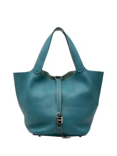Pre-owned Hermes 2012 Clemence Picotin Lock 22 Handbag In Blue