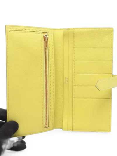 Pre-owned Hermes 2014 Bearn Souffle Wallet In Yellow