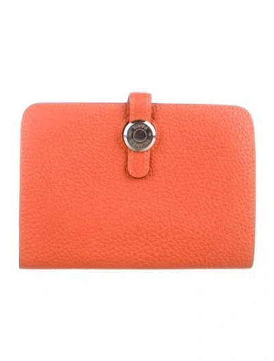 Pre-owned Hermes 2015 Dogon Compact Wallet In Orange