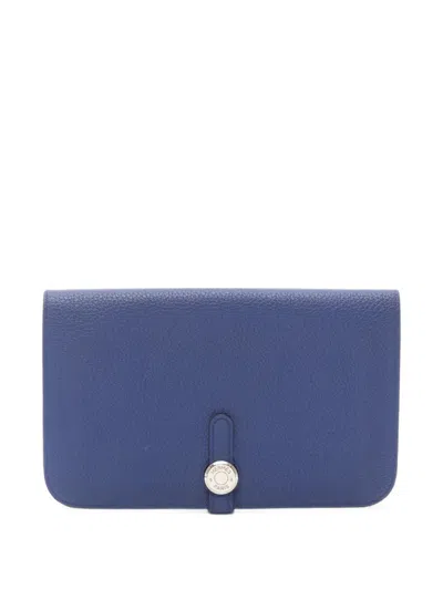 Pre-owned Hermes 2015 Gm Dogon Bi-fold Wallet In Blue
