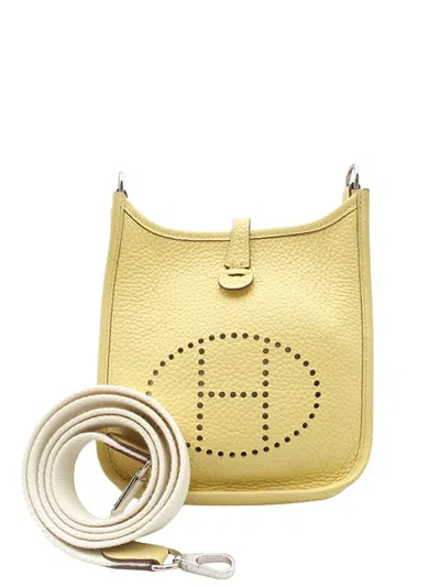 Pre-owned Hermes 2016 Clemence Evelyne Tpm Crossbody Bag In White