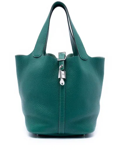 Pre-owned Hermes 2016 Clemence Picotin Lock 22 Handbag In Green