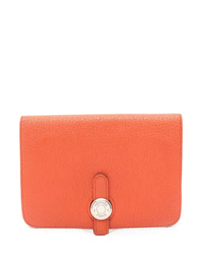 Pre-owned Hermes 2016 Dogon Compact Wallet In Orange