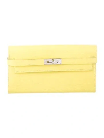 Pre-owned Hermes 2016 Kelly Longue Wallet In Yellow