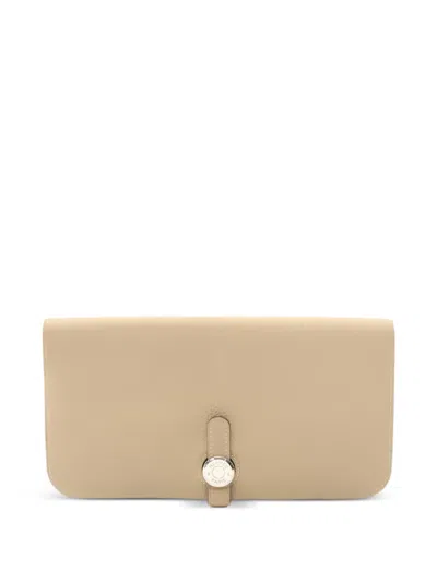 Pre-owned Hermes 2017 Dogon Wallet In Neutral