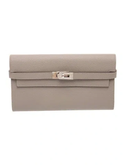 Pre-owned Hermes 2017 Kelly Classic Wallet In Gray
