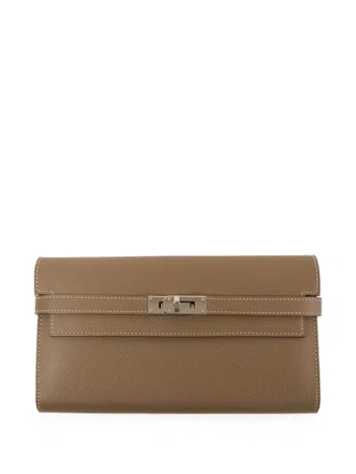Pre-owned Hermes 2017 Long Kelly Wallet In Neutral