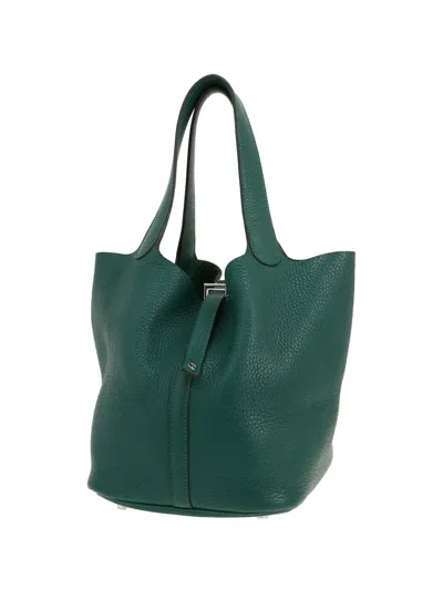 Pre-owned Hermes 2017 Picotin 22 Handbag In Green