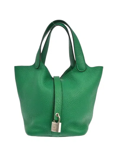 Hermes 2017 Picotin Lock 22 Mm Handbag In Green