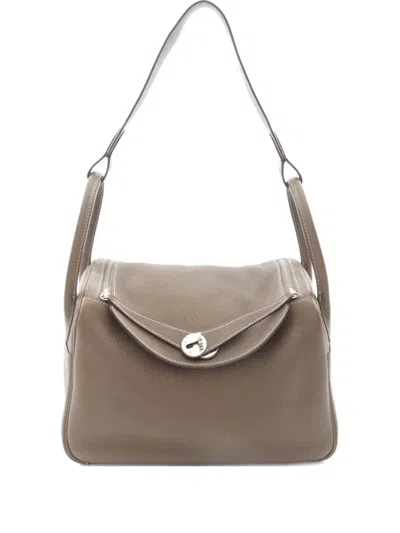 Pre-owned Hermes 2018 Lindy 30 Clemence-leather Shoulder Bag In Brown