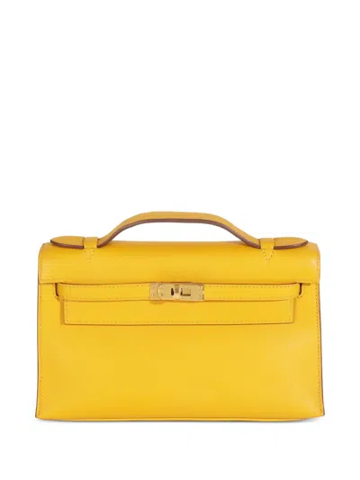 Pre-owned Hermes 2018 Swift Kelly Pochette Top-handle Bag In Yellow