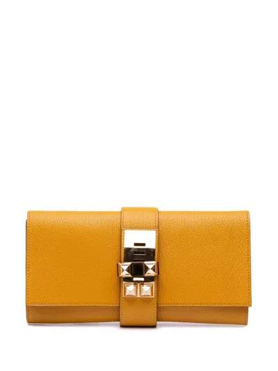 Pre-owned Hermes 2019 Chevre Mysore Medor 23 Clutch Bag In Yellow