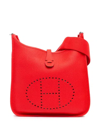 Pre-owned Hermes 2019 Clemence Evelyne Iii Pm Crossbody Bag In Red