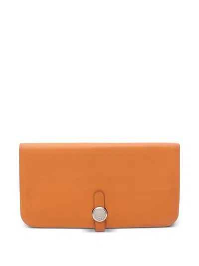 Pre-owned Hermes 2019 Dogon Bi-fold Long Leather Wallet In Orange