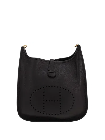 Pre-owned Hermes 2019 Evelyne Iii Shoulder Bag In Black