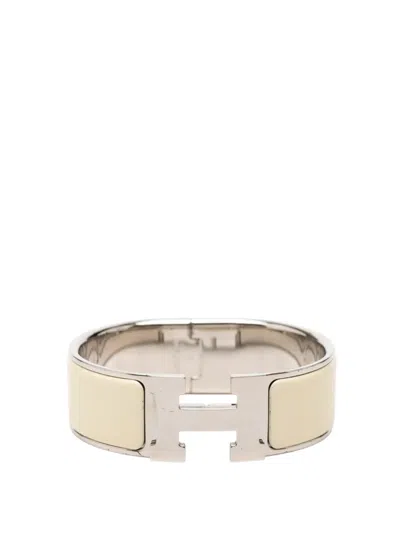 Pre-owned Hermes 2019 Wide Enamel Clic Clac H Bracelet Pm Costume Bracelet In Silver