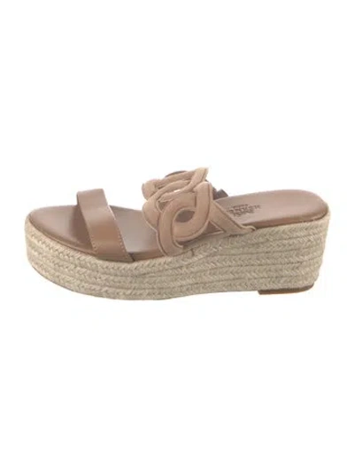 Pre-owned Hermes 2020 Ithea 30 Espadrilles In Neutral