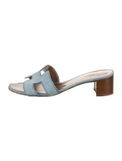 Pre-owned Hermes 2020 Oasis Sandals In Blue