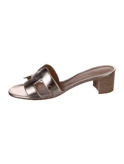 Pre-owned Hermes 2020 Oasis Slides