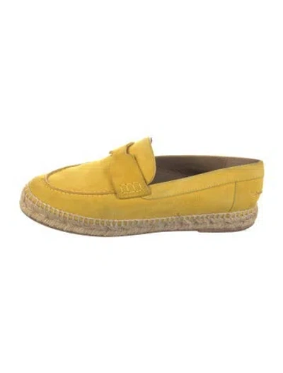 Pre-owned Hermes 2020 Trip Espadrilles In Yellow