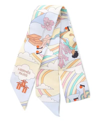 Pre-owned Hermes 2020s Carres Volants Scarf In Neutral