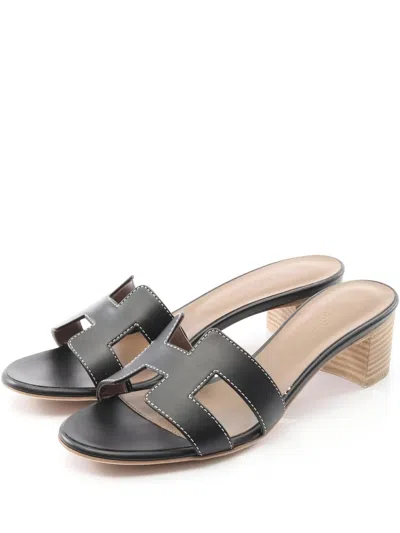 Pre-owned Hermes 2020s Oasis Block-heel Leather Sandals In Black