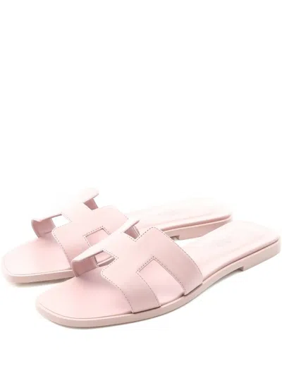 Pre-owned Hermes 2020s Oran Leather Sandals In Pink