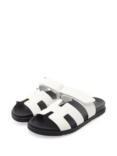 Pre-owned Hermes 2020s Siffle Touch-strap Sandals In White